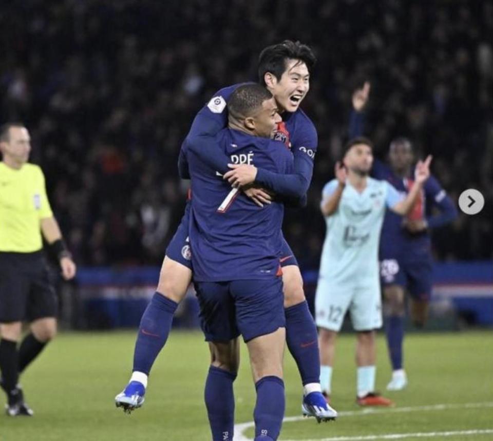 wShob, 杯进球的韩, 这位韩国前