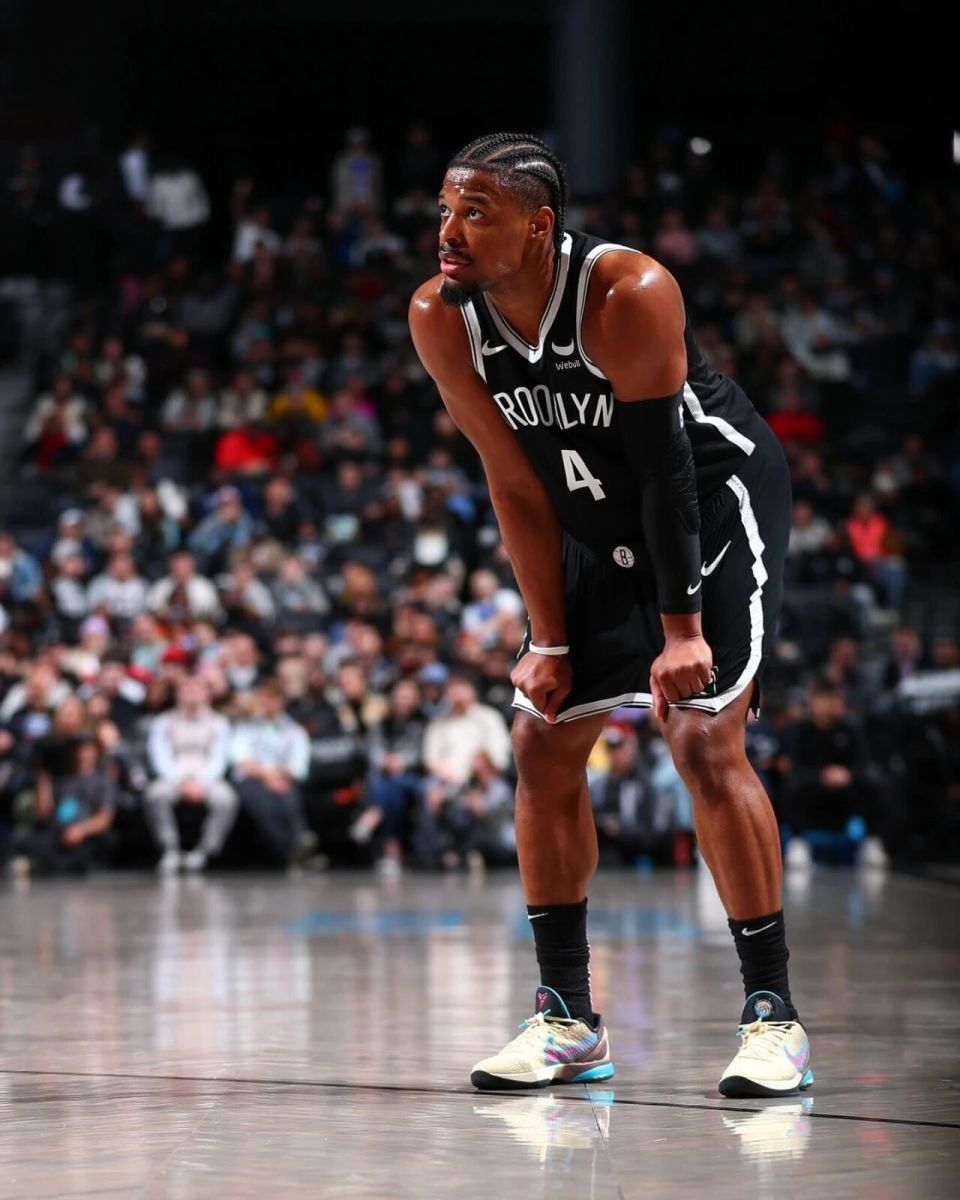 com, 送到老鹰, 赛季场均